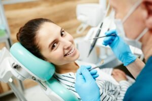 Fixing chipped worn and uneven teeth at a Houston dental checkup